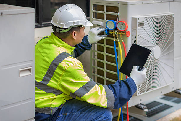 Professional Hvac Maintenance technician working in Plattenville, LA